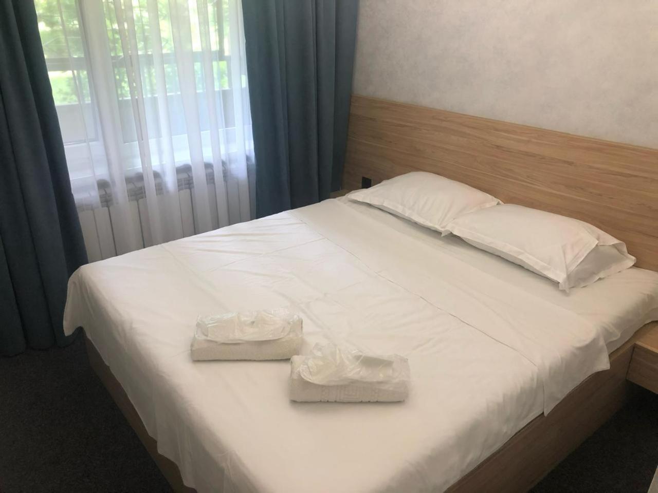 Mini Hotel Vesna Dnipro Exterior foto