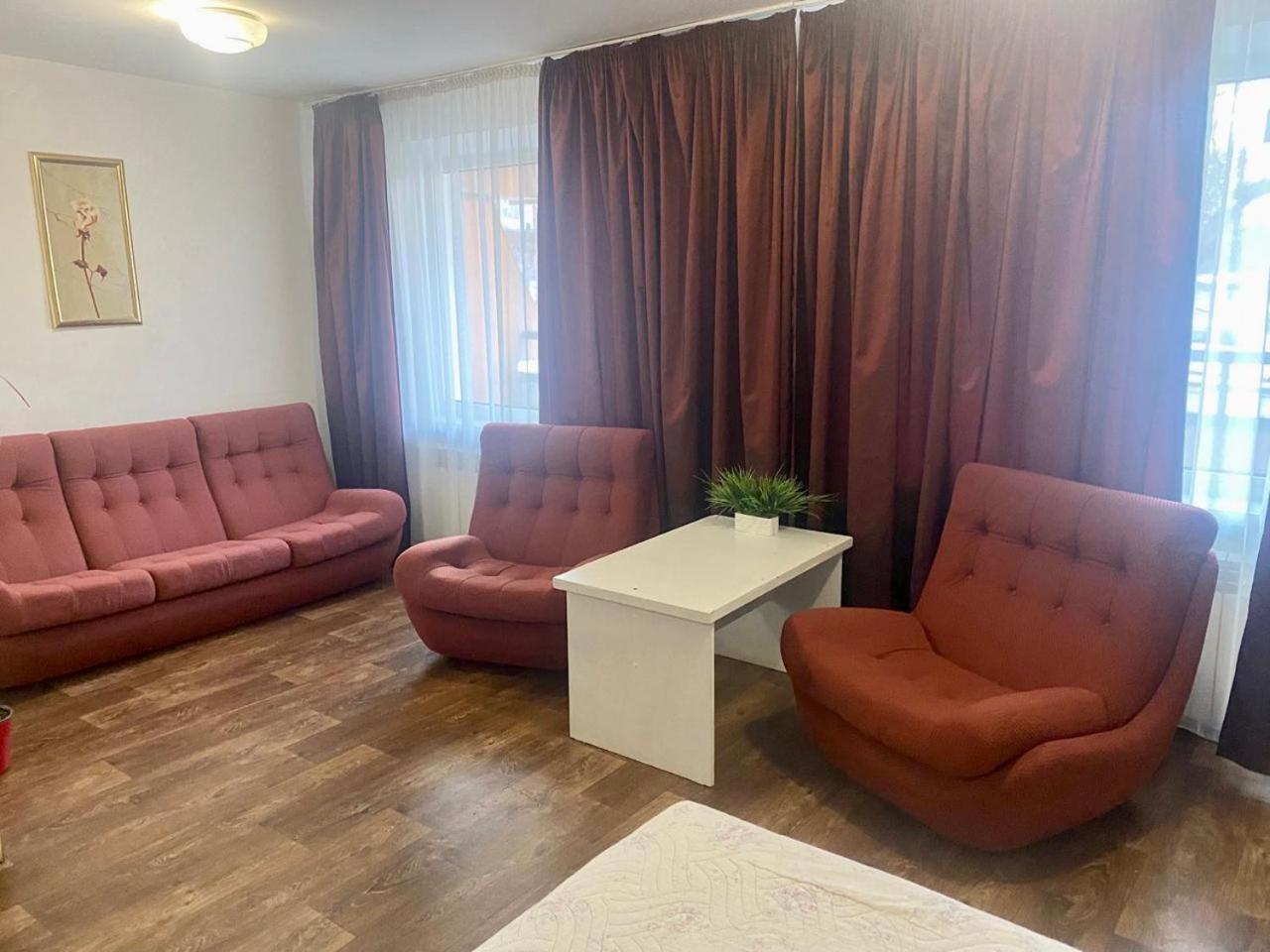 Mini Hotel Vesna Dnipro Exterior foto