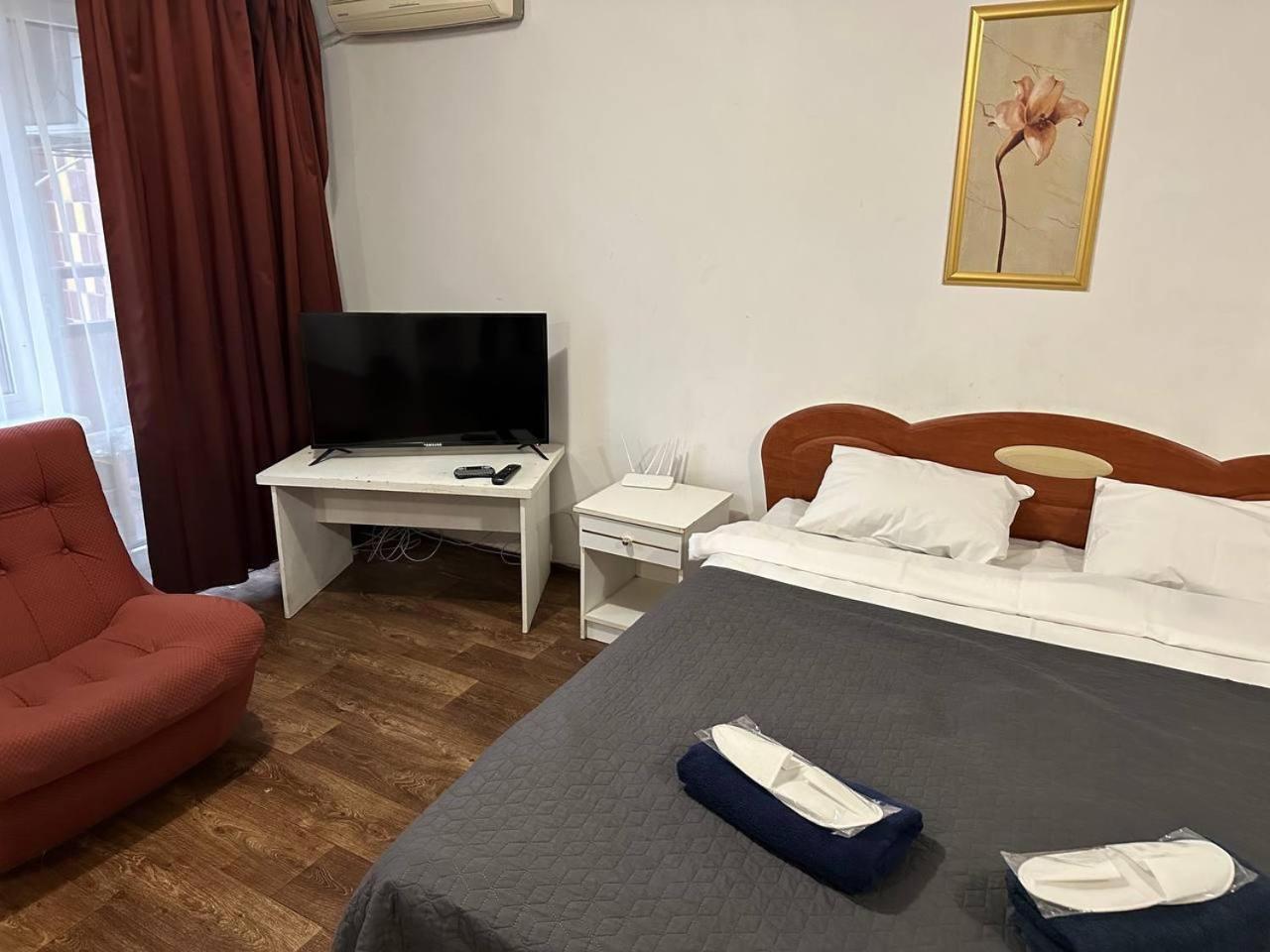 Mini Hotel Vesna Dnipro Exterior foto