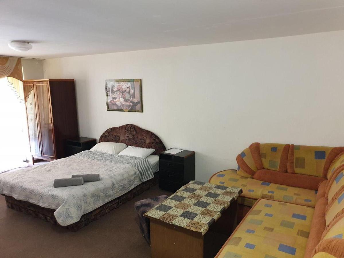 Mini Hotel Vesna Dnipro Exterior foto